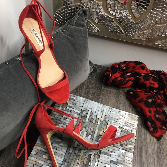 Steve Madden strappy Red Sandal- Valentine Look - Picture 8 of 8